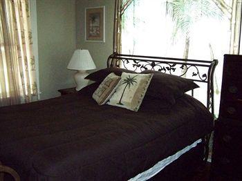 קריסטל ריבר Crystal Cove Bed And Breakfast מראה חיצוני תמונה